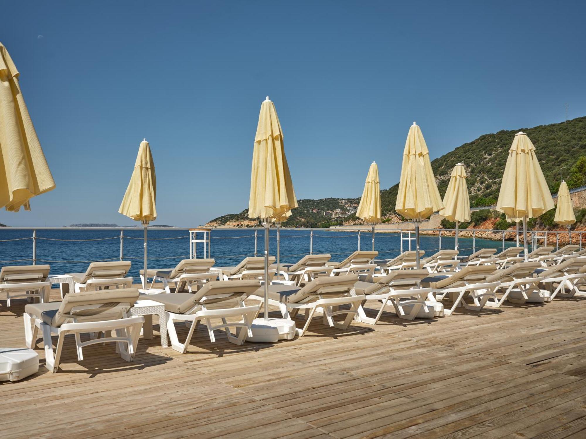 Kas Koey Hotel エクステリア 写真